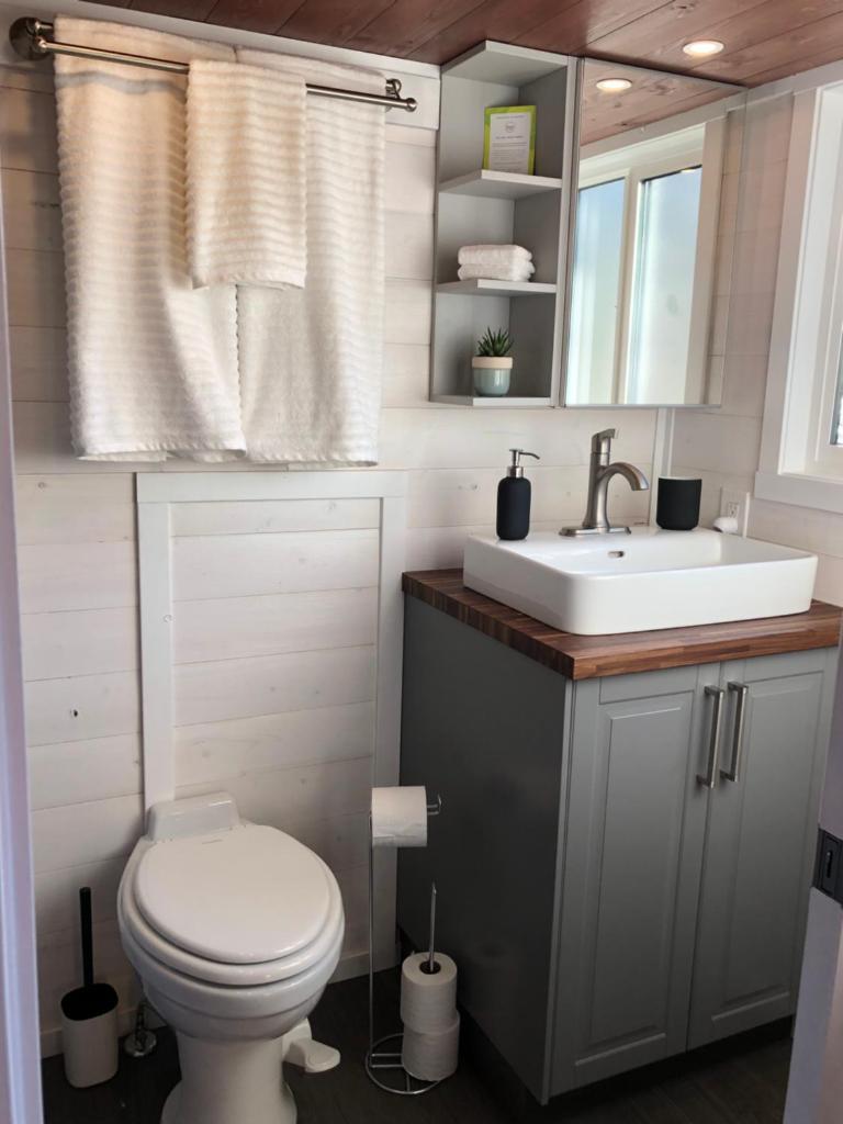 Modern Private Tiny House in the Forest photo 3