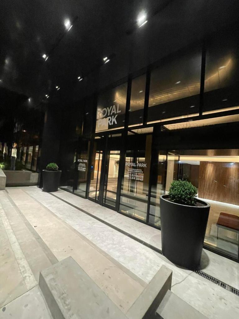 Nuevo Departamento de categoría de 2 ambientes con cochera y amenities en ROYAL PARK Mar del Plata, excelente ubicación a dos cuadras de la playa photo 4