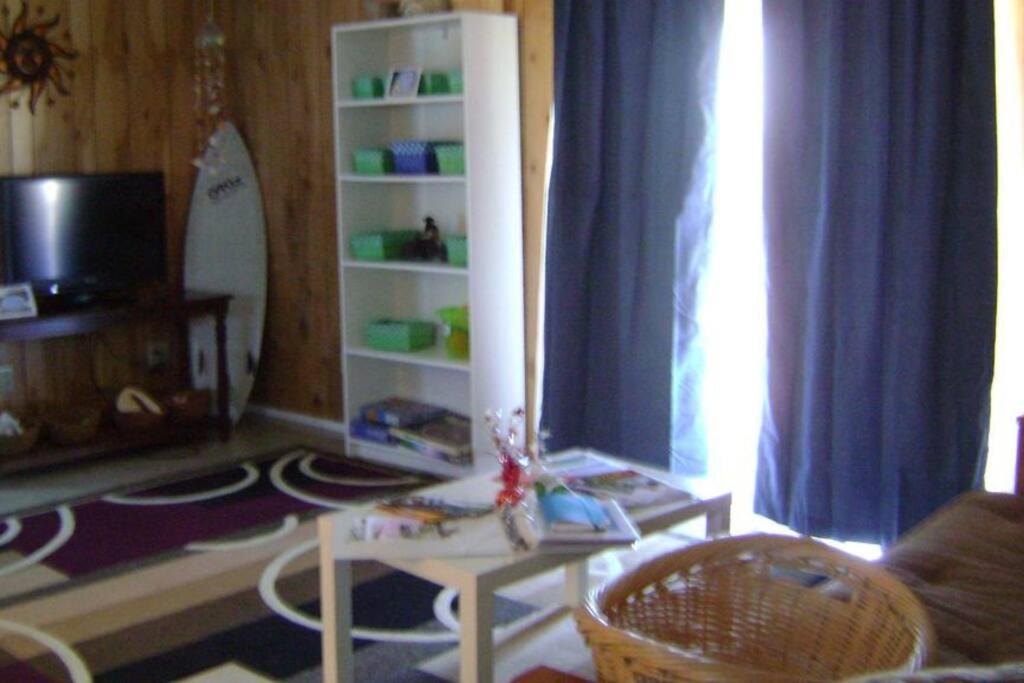 Suite Breeze Beach Vacation Rental - one bedroom apartment. photo 3