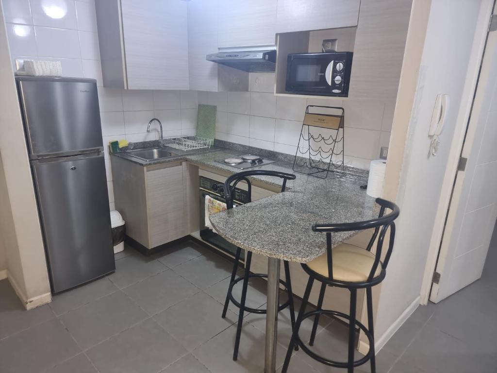 Hermoso departamento, cómodo y tranquilo, cerca de todo, a pasos de la playa photo 2
