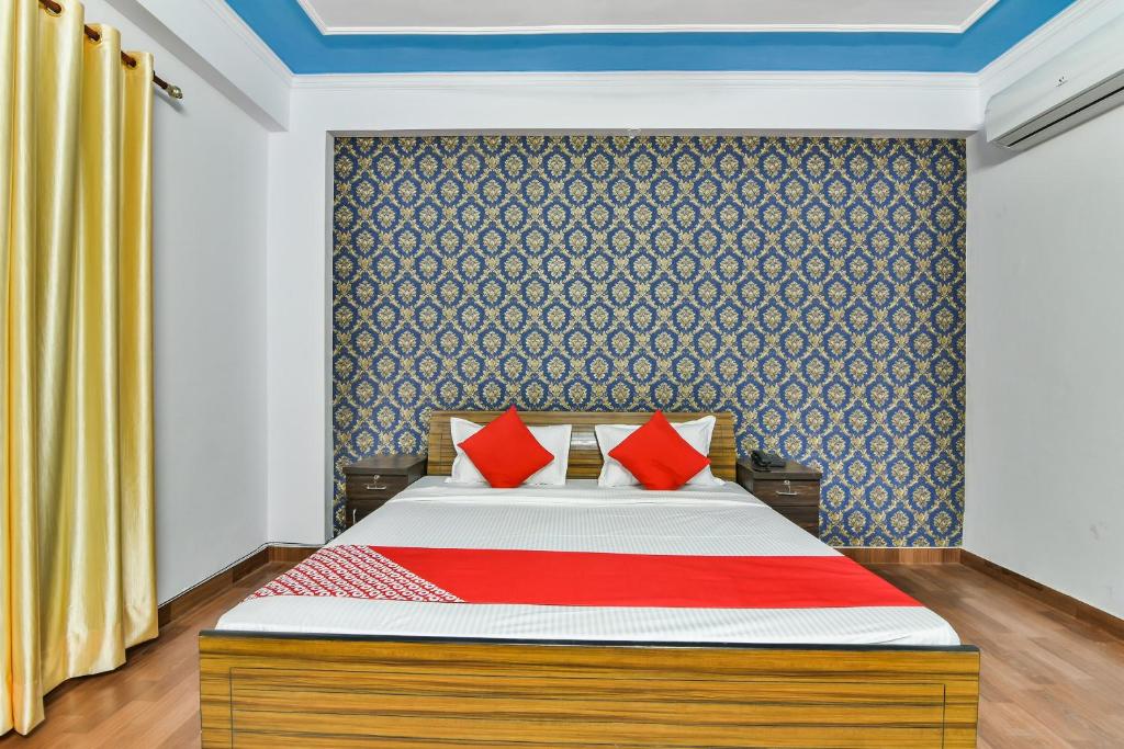 Collection O Hotel Vijay Inn Near Gomti Riverfront Park photo 2