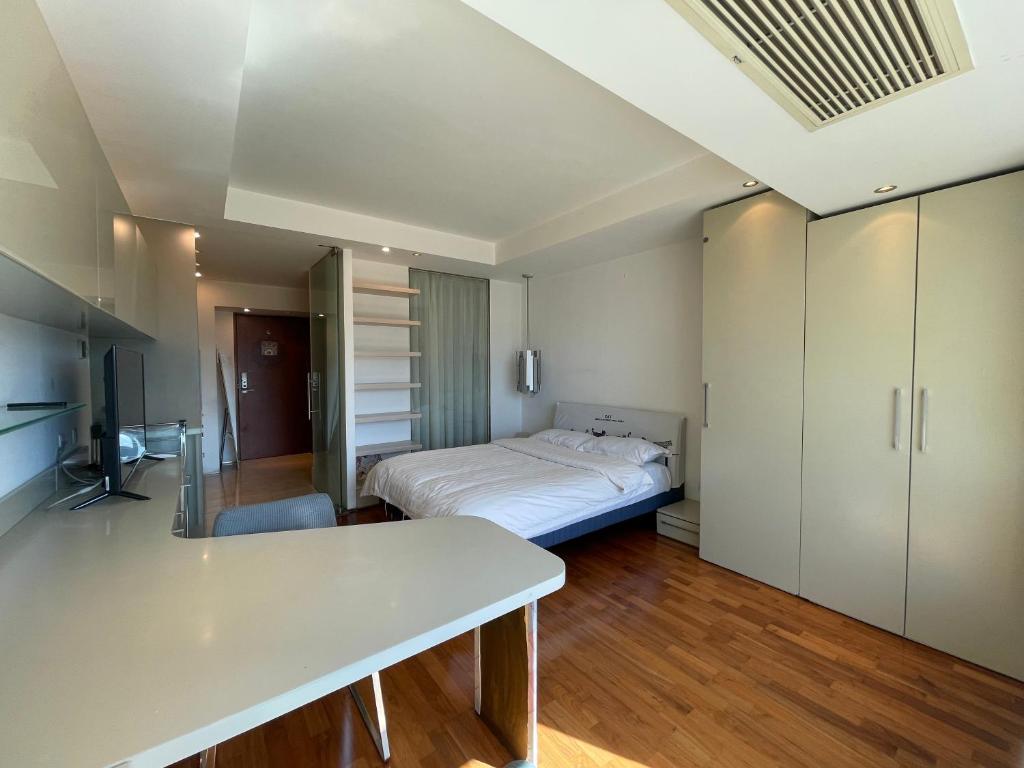 Beijing Elegant Seasons Park Apartment photo 4