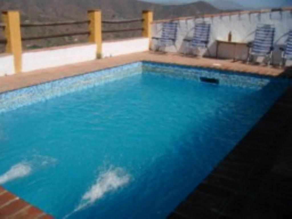 House 6 Bedrooms with Pool and WiFi 8798 photo 2