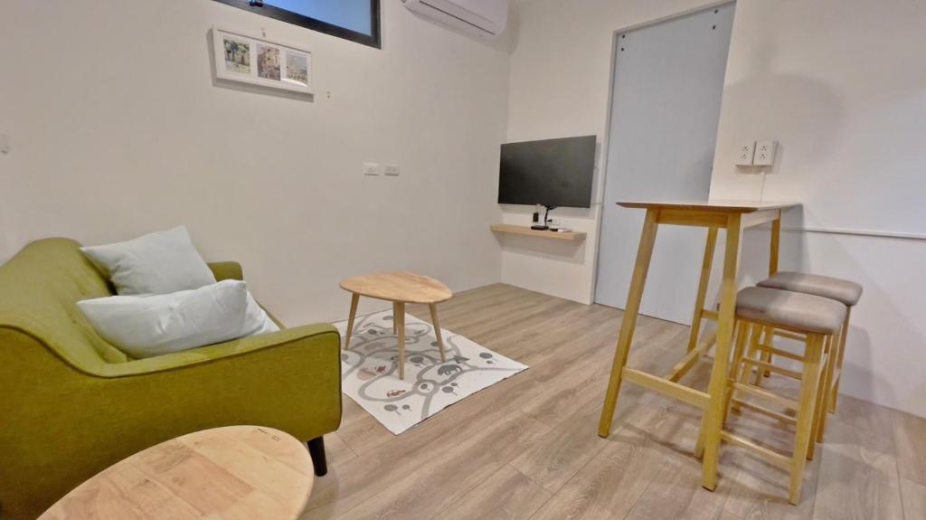 See U Tainan Apartment photo 2