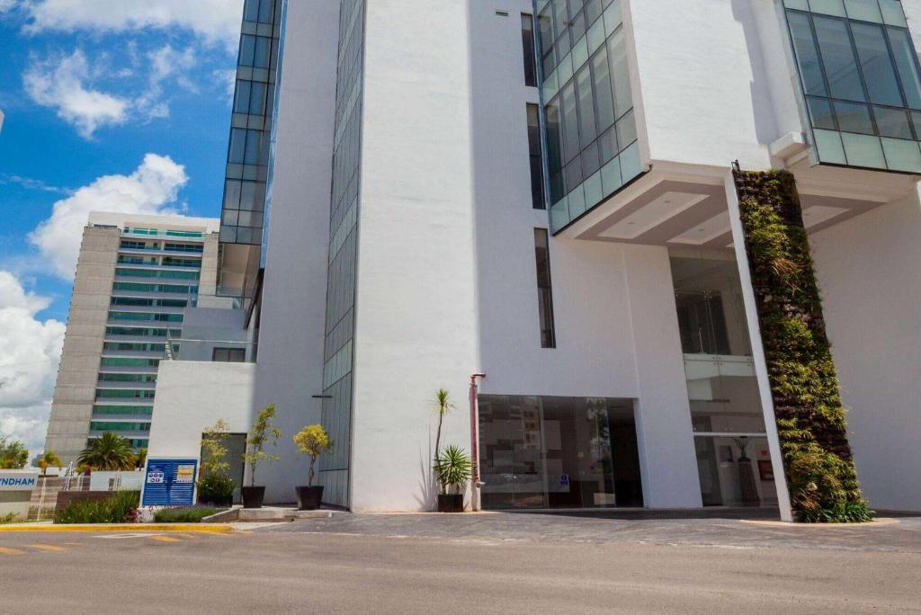 Wyndham Puebla Angelopolis photo 4
