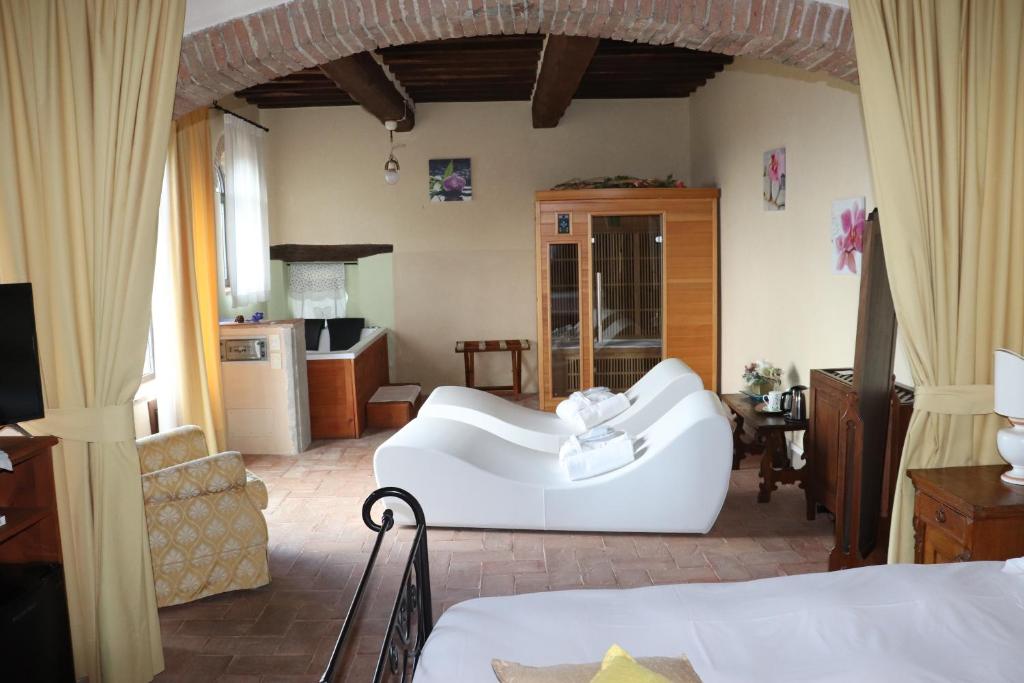 Hotel Relais Palazzo di Luglio photo 3