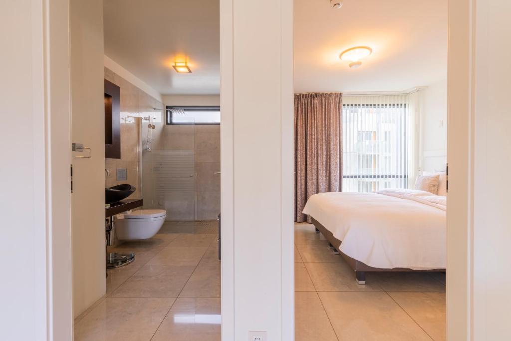 Black Pearl Apartment Hotel photo 1