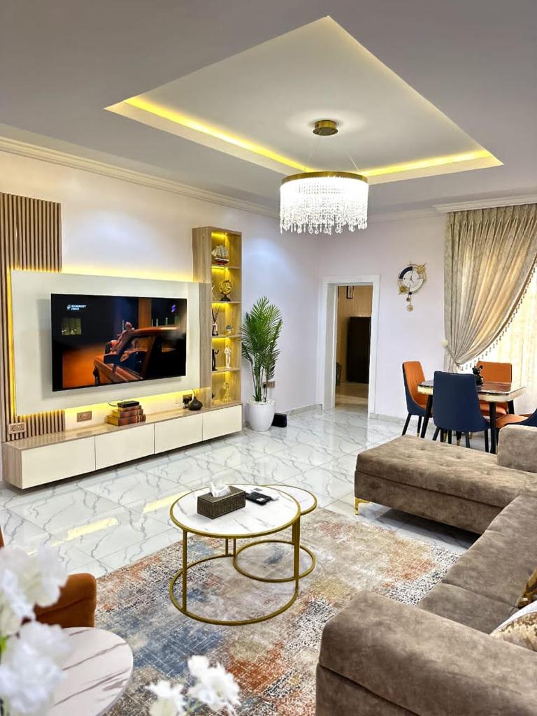Tastefully furnished 2 bedroom in ikeja GRA