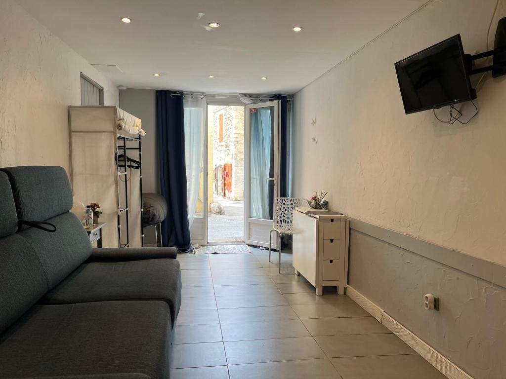 LE STUDIO - La Roquebrussanne photo 2
