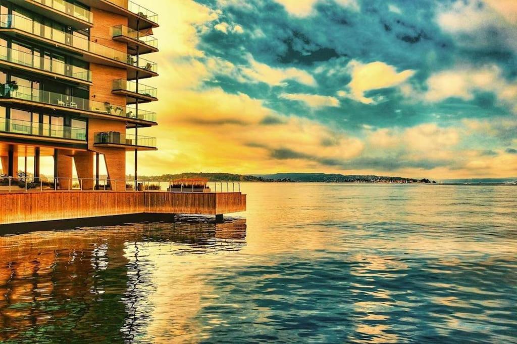 Tjuvholmen / Aker Brygge - Most expensive area in Oslo! photo 4