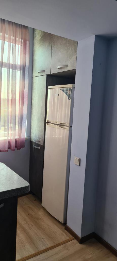 Flat in Central Bishkek - Tap to explore photos