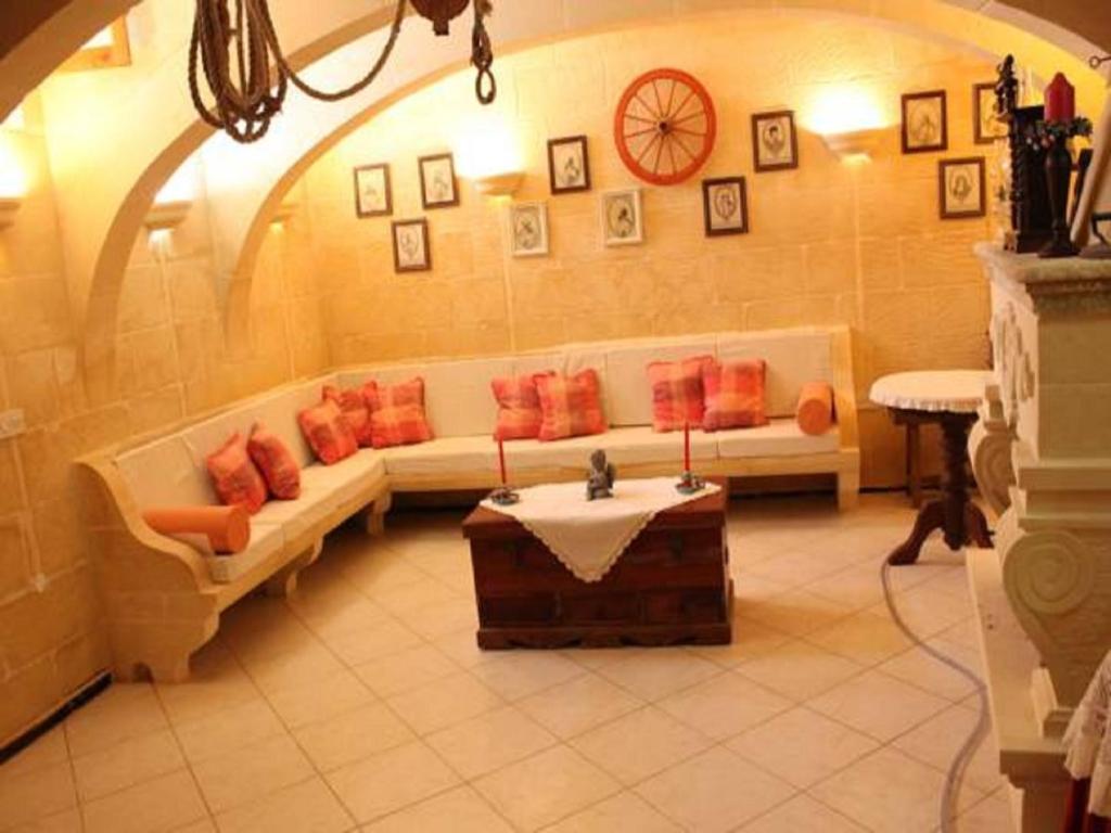 Ta' Sant' Antnin Farmhouse photo 1