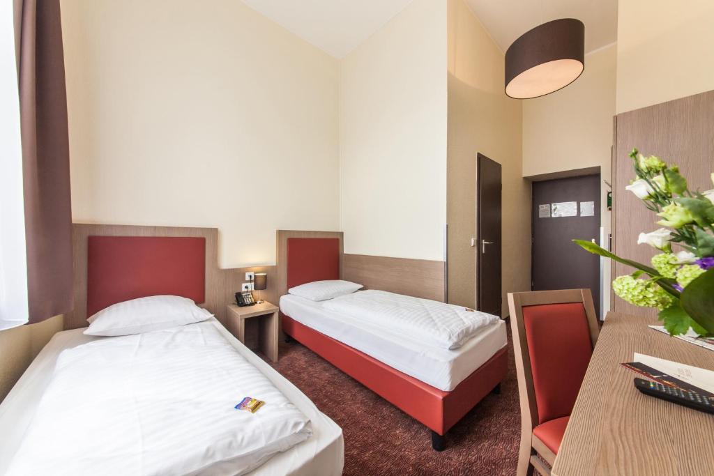 Двухместный (Стандартный двухместный номер с 1 кроватью), Novum Hotel Maxim Düsseldorf City