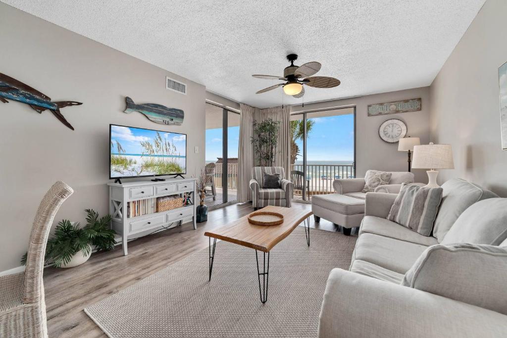 Romar Place 202 image