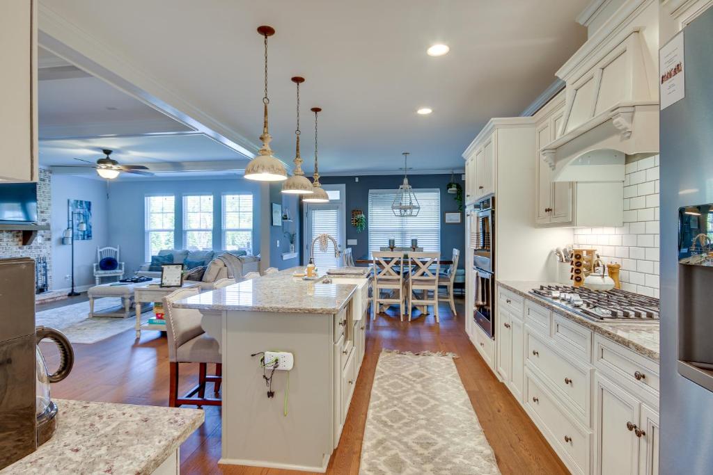 North Augusta Home with Hot Tub - 2 Mi to Downtown! photo 2