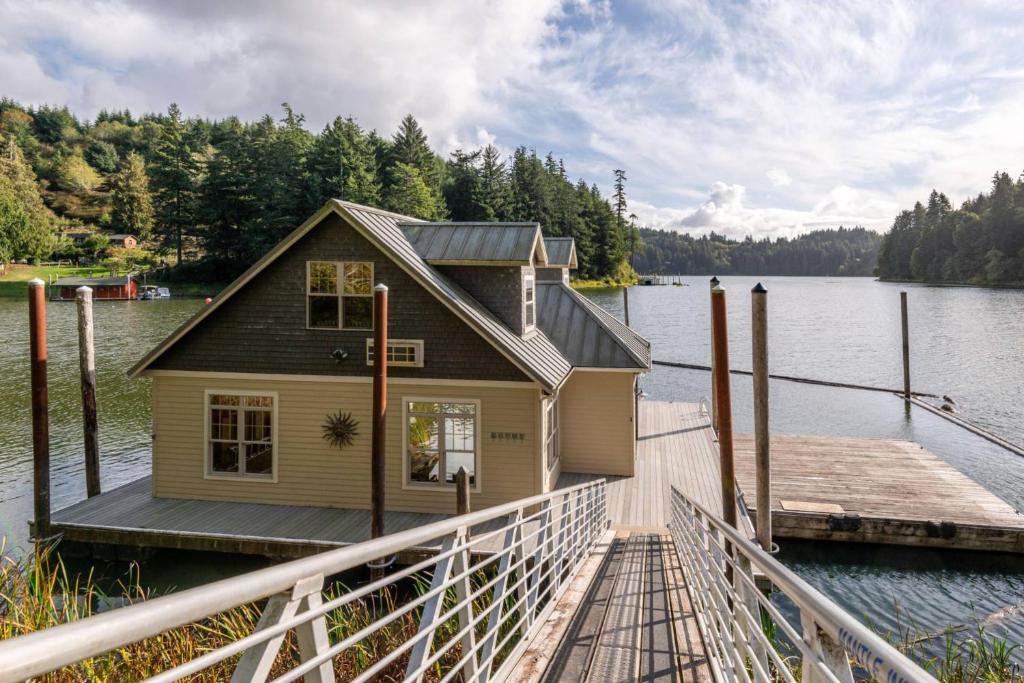 The boat house image