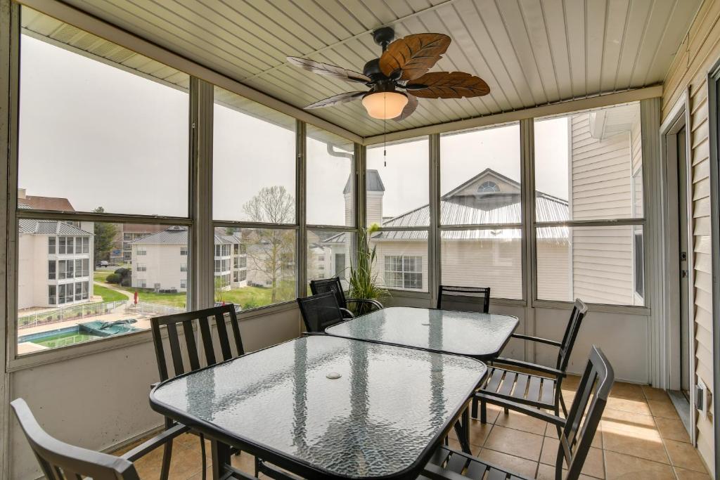 Branson Condo with Pool 2 Mi to Lake, 6 Mi to Strip photo 1