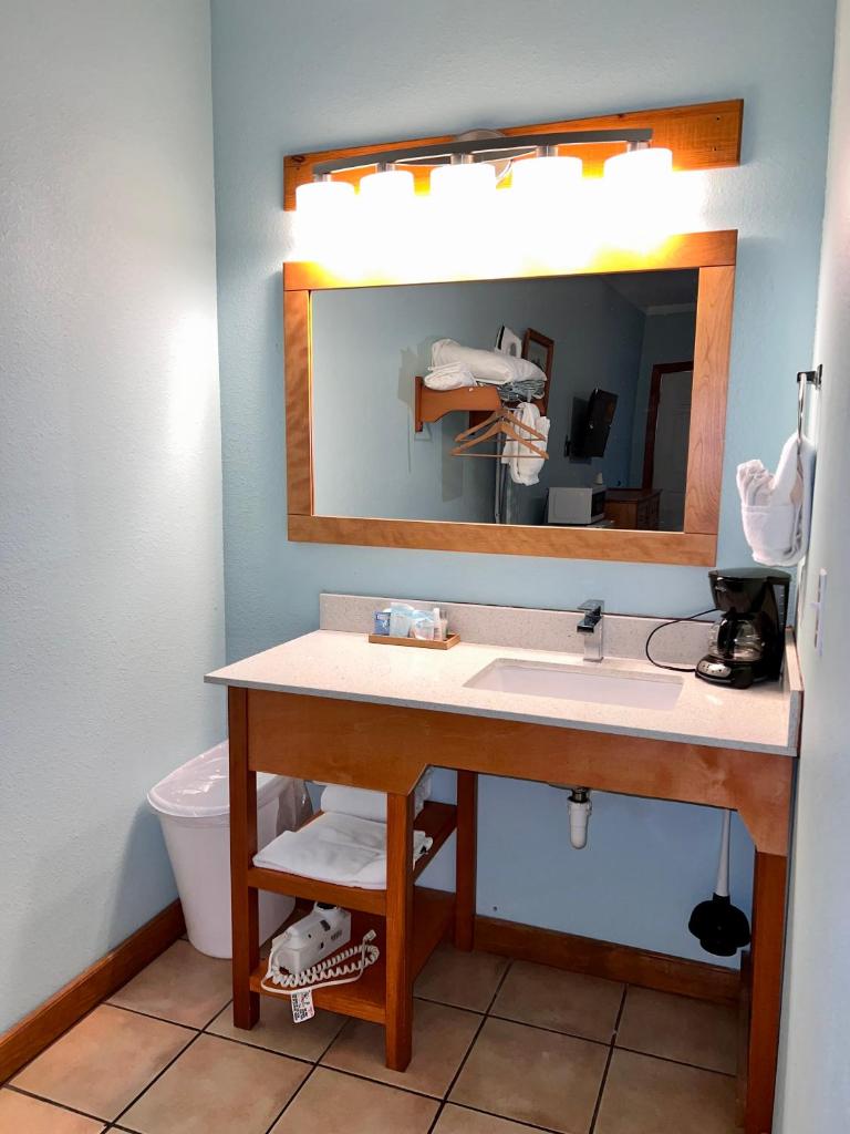 D&R Pelican Bay Resort Room Type - Double Room with Pool View D&R Pelican Bay Resort Room Type - Double Room with Pool View