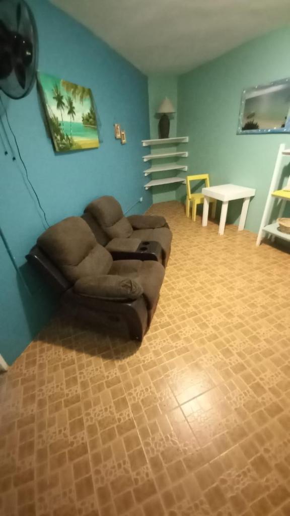 Castaways Villa photo 1