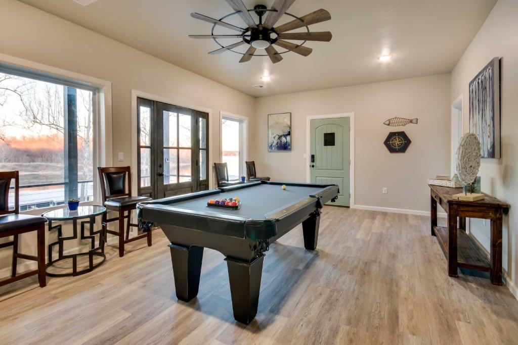 Lakefront Grand Lake Family House with Game Room! photo 1