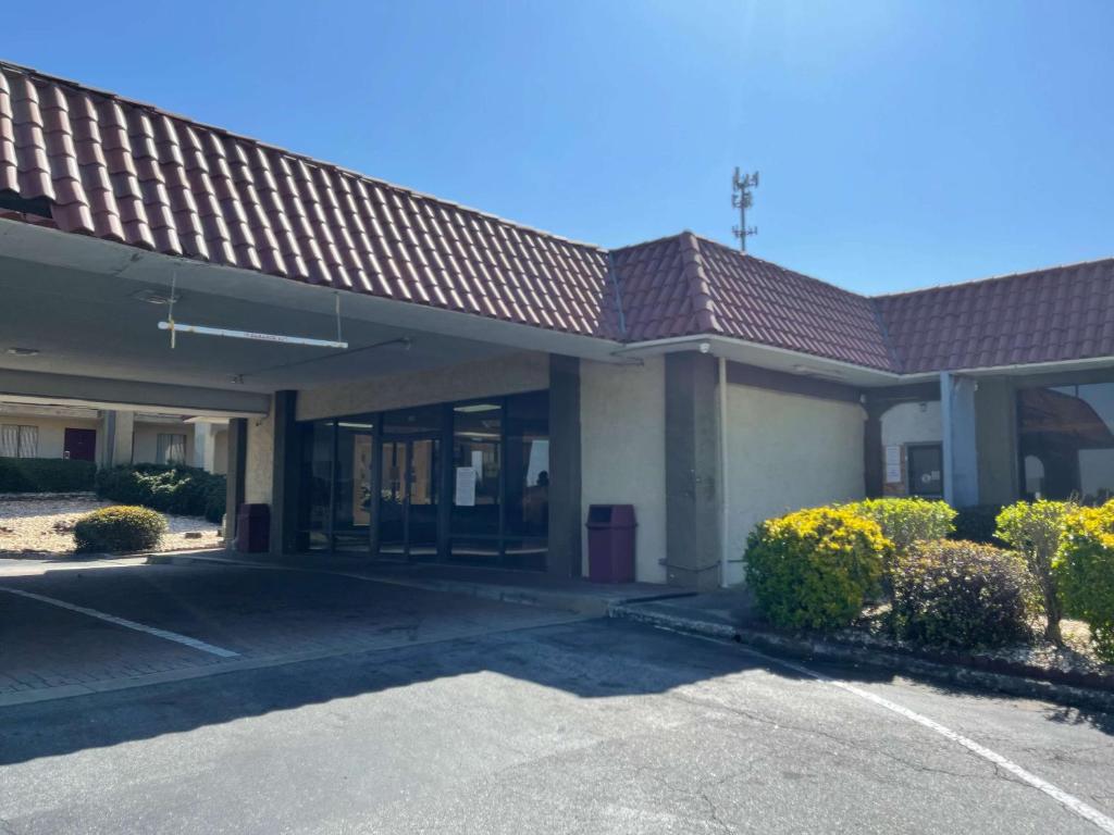 Motel 6 Stockbridge, GA – Hwy 138 W image