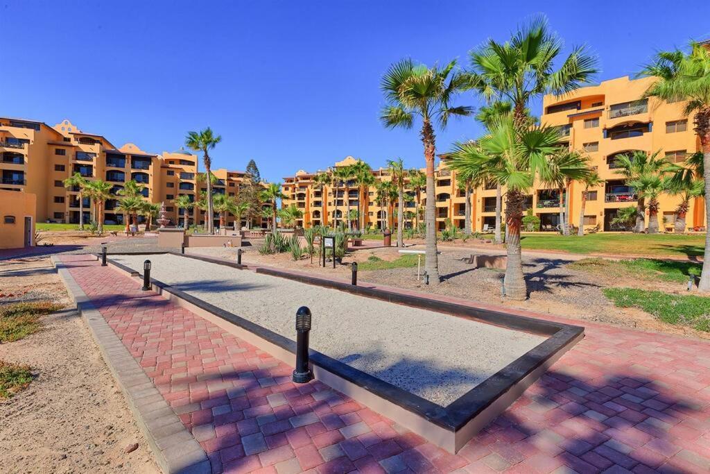 Sandy Beach Princesa A103 Ocean Front Resort photo 4