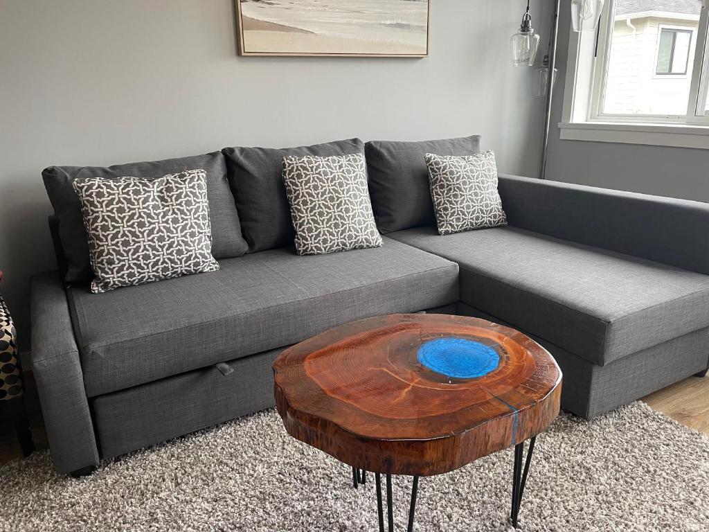 Sooke Vacation suite photo 2