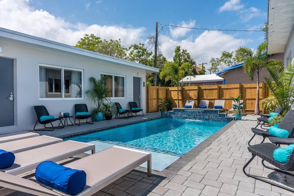 La Vida Delray #3-Lux w/HEATED pool-BEST LOCATION! photo 4