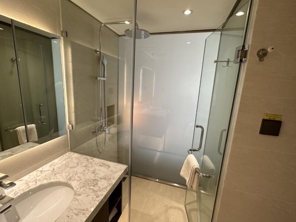 HOTEL YAH HANOI