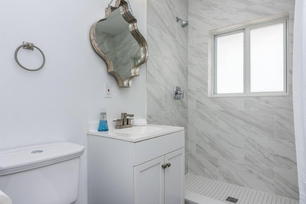 La Vida Delray #4-Lux w/HEATED pool-BEST LOCATION! photo 1