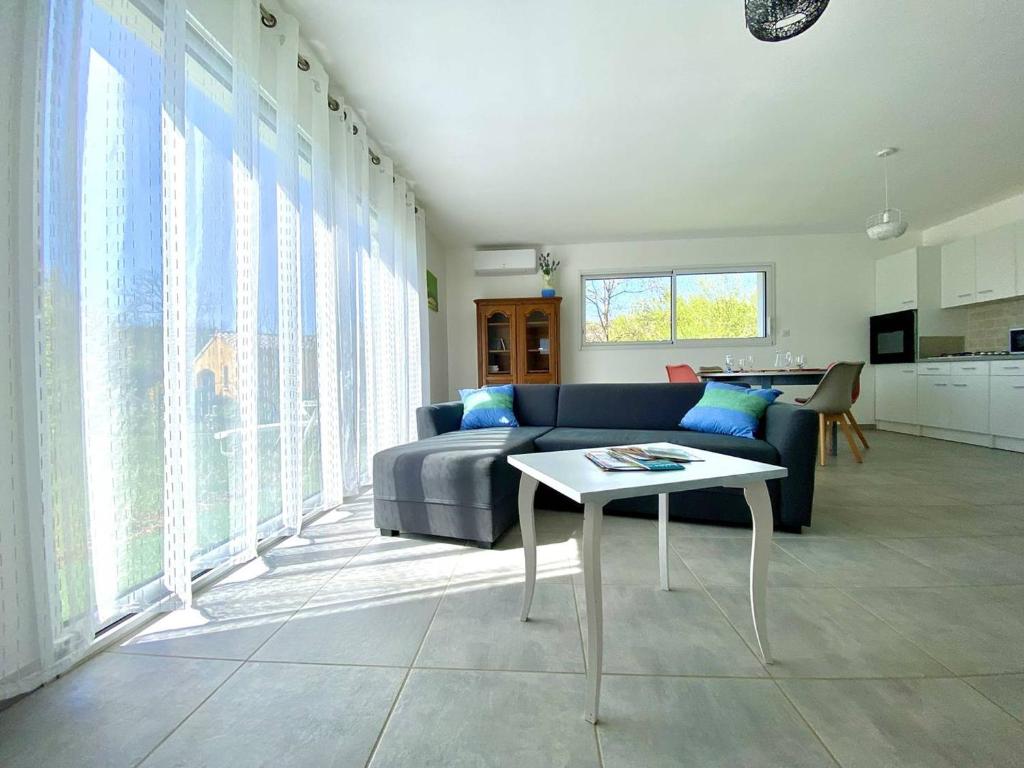 Maison Pradons, 2 pièces, 4 personnes - FR-1-697-15 photo 1