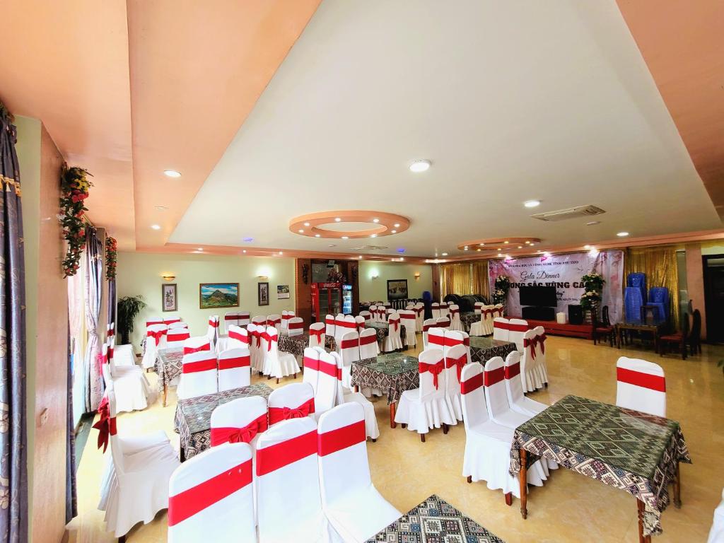 Sao Mai Bac Ha Hotel