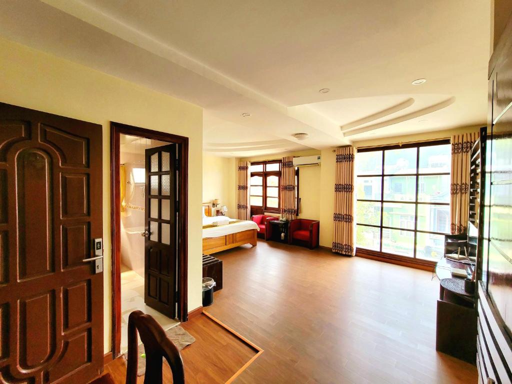 Sao Mai Bac Ha Hotel