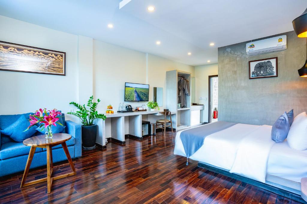 Rainforest Hotel by NSUN photo 3