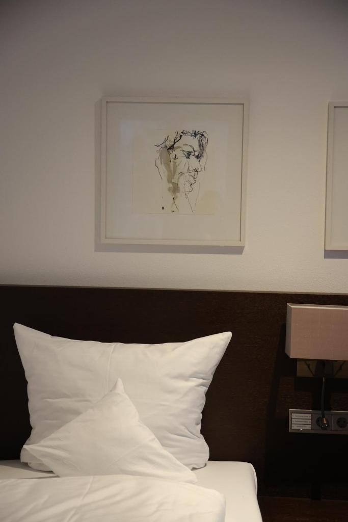 Hotel Hofwirt Neubeuern Room Type - Handicap Accessible Twin Room