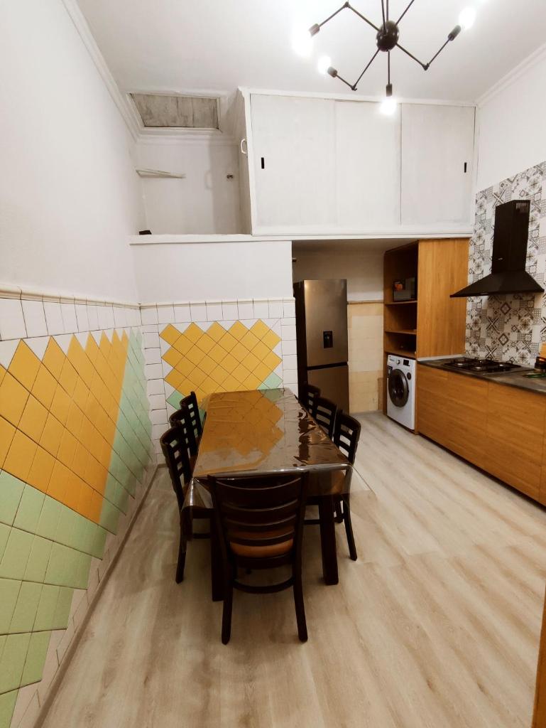 Cozy Apartment In Old Town Kutaisi photo 1