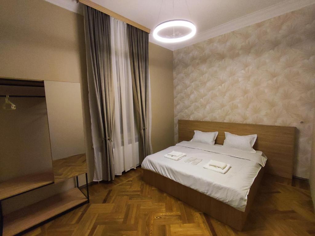 Cozy Apartment In Old Town Kutaisi photo 4