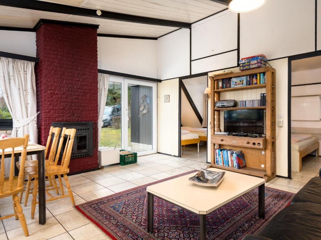 Holiday Home Waldferienpark Gerolstein-6 by Interhome photo 1