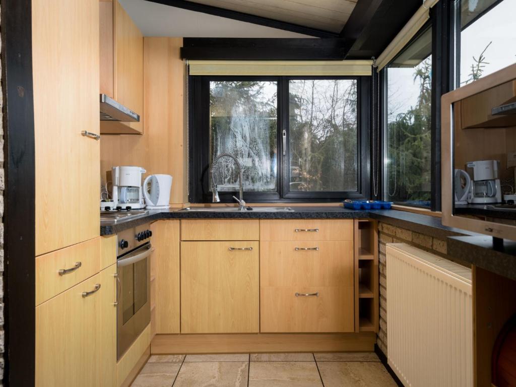Holiday Home Waldferienpark Gerolstein-6 by Interhome photo 2