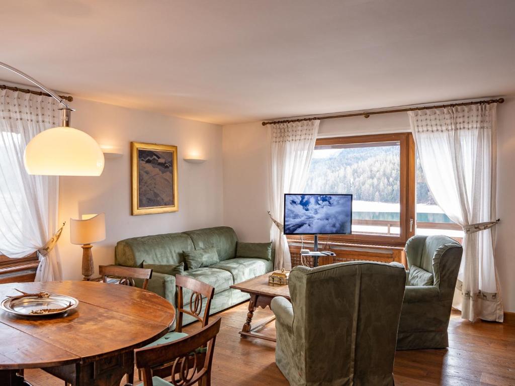 Apartment Chesa Sonnalpine B 48-5 by Interhome photo 1
