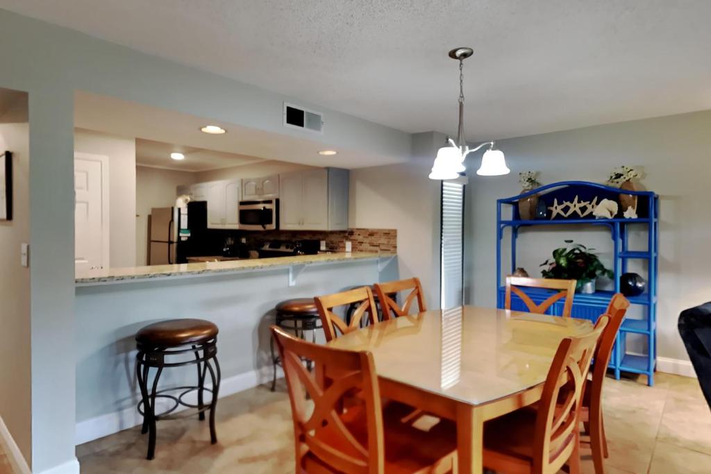 Edgewater Villa 2301 photo 4