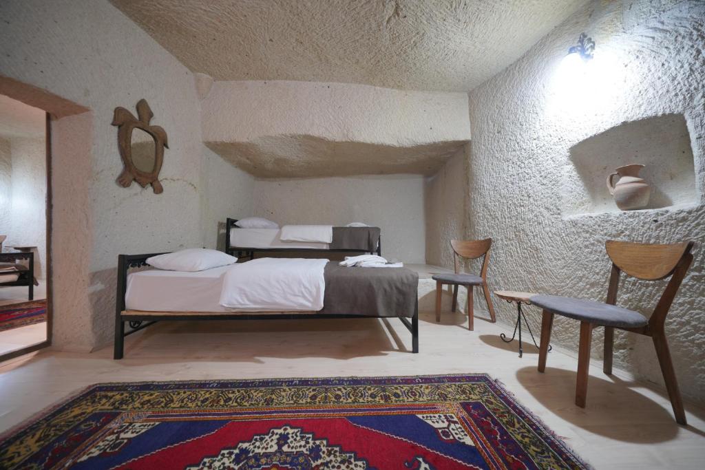 View Cave Hotel - Tap to explore photos