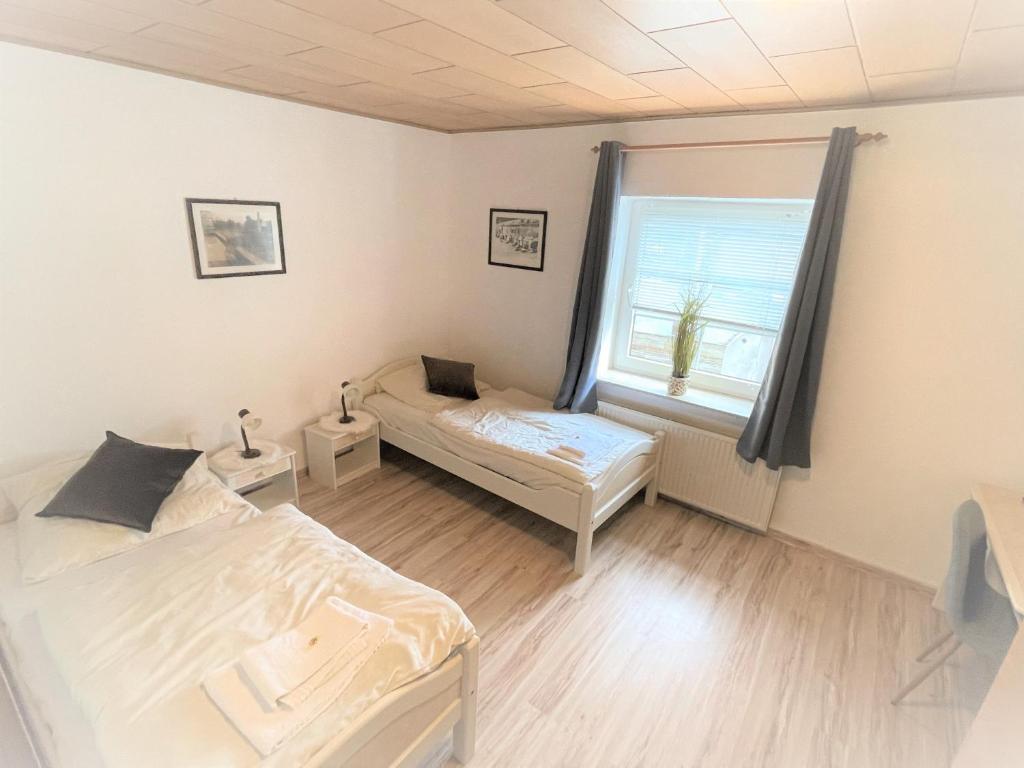 Ellada Restaurant & Hotel photo 1