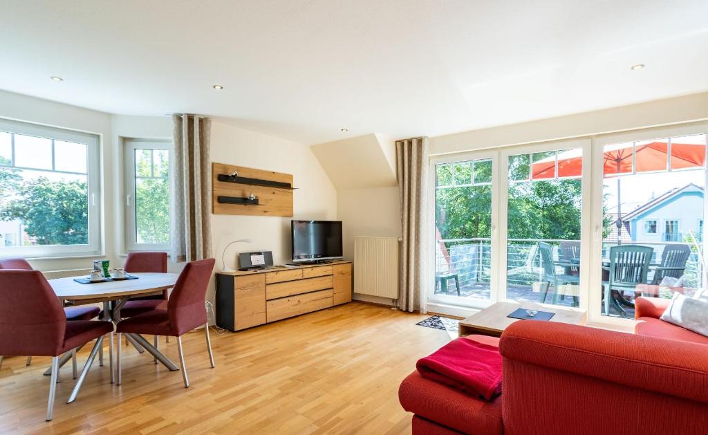 Ferienwohnung Christiane in der Villa zum Kronprinzen direkt gegenüber der SaarowTherme photo 1