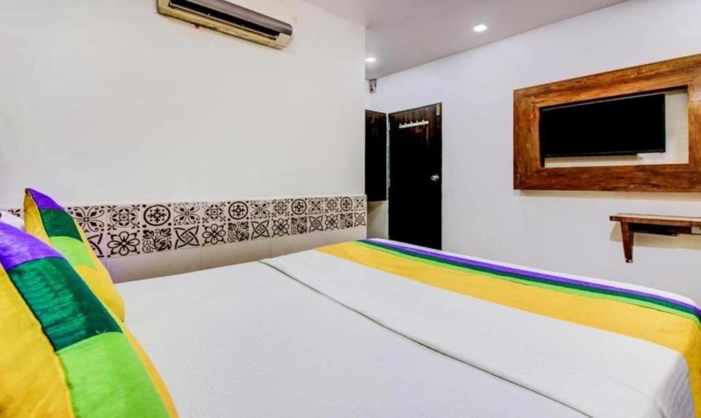 KALPANA RESIDENCY - Near US Embassy photo 3