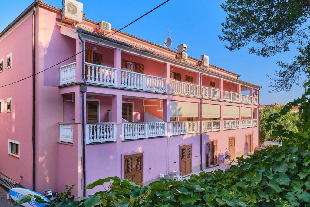 Rooms with a parking space Veli Losinj, Losinj - 21045 photo 2