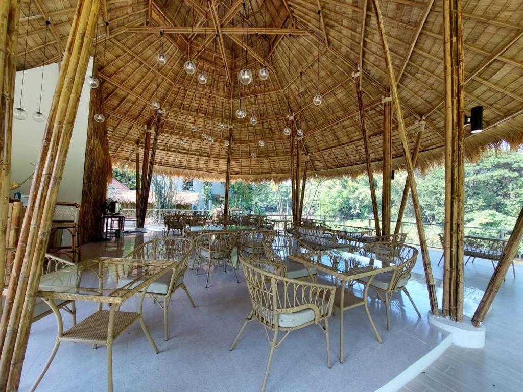 Taris River Cottage, Rachaburi photo 4