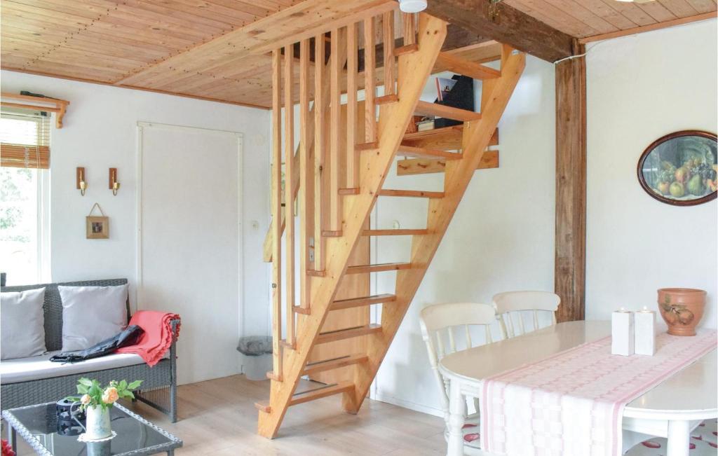 Awesome Home In Abbeks With 2 Bedrooms And Wifi photo 2