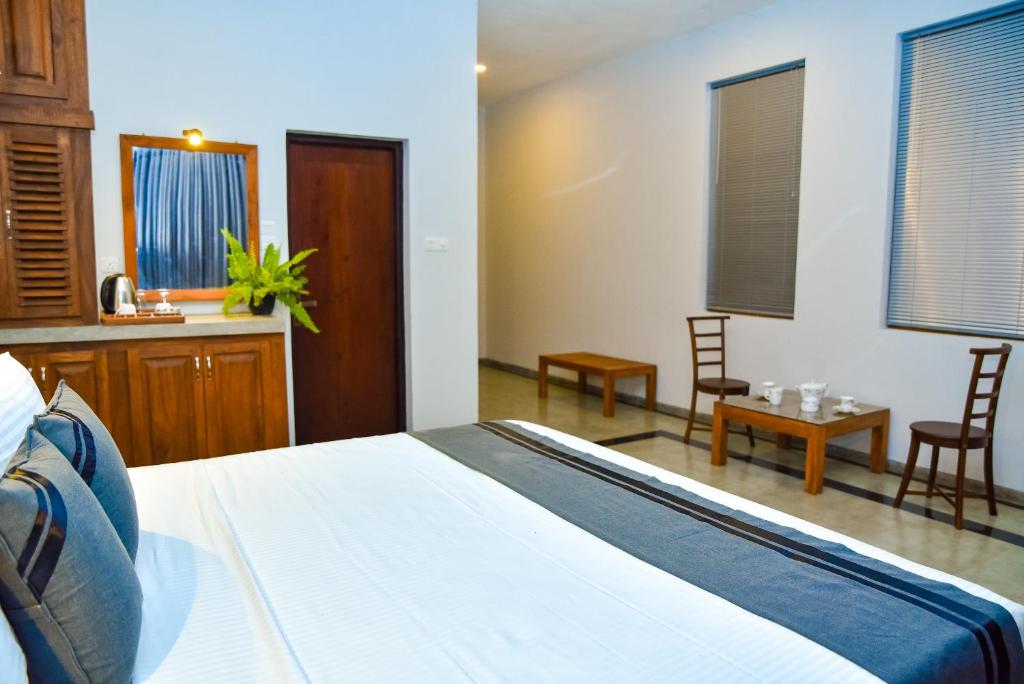 Tectona Grandis - Negombo photo 3