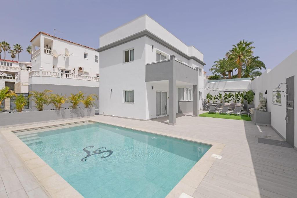 Stunning Apartment - Near Los Cristianos photo 2